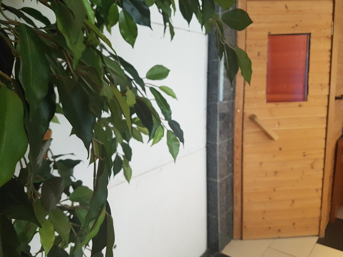 Hotel Zur Engelsburg Hausen-Wied Esterno foto