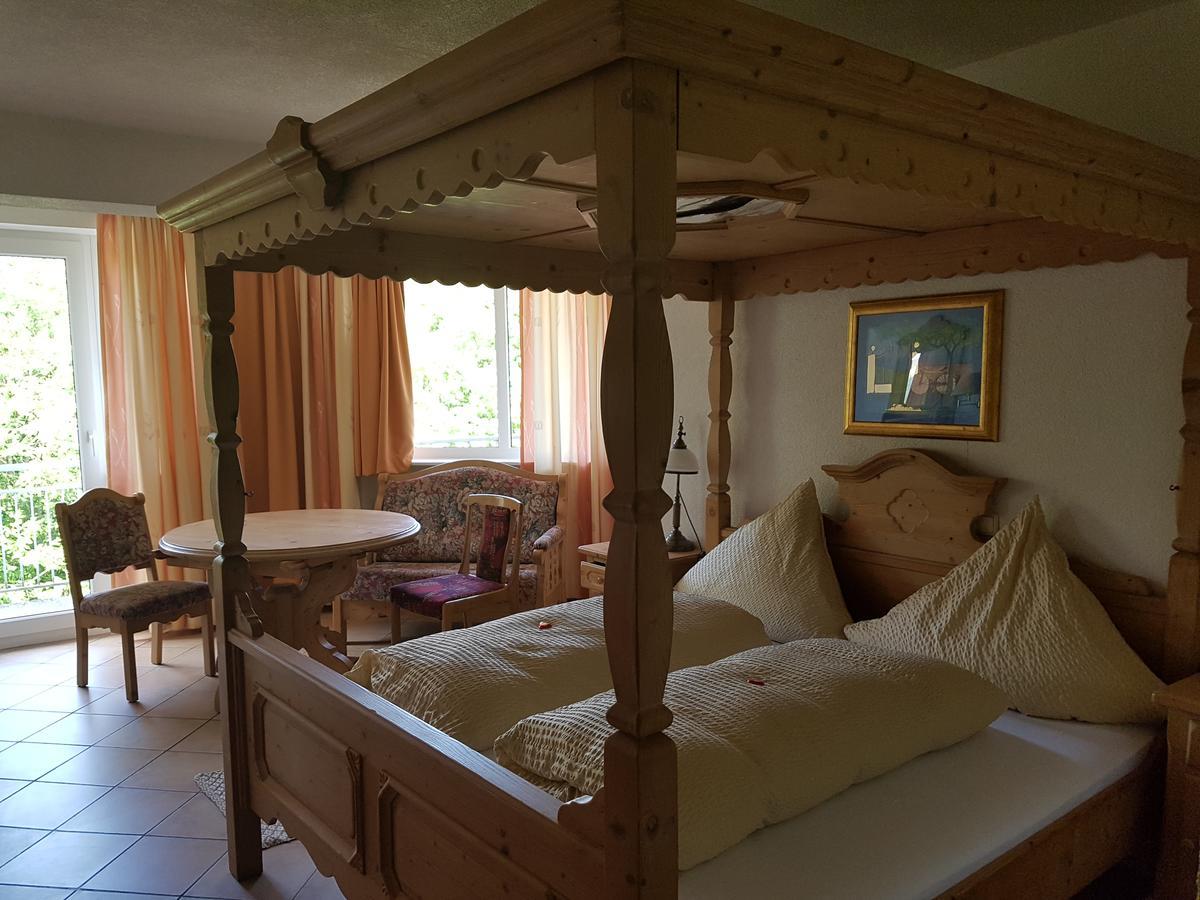 Hotel Zur Engelsburg Hausen-Wied Esterno foto