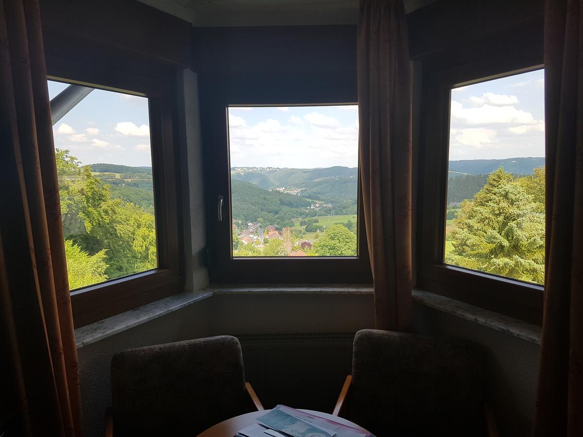 Hotel Zur Engelsburg Hausen-Wied Esterno foto