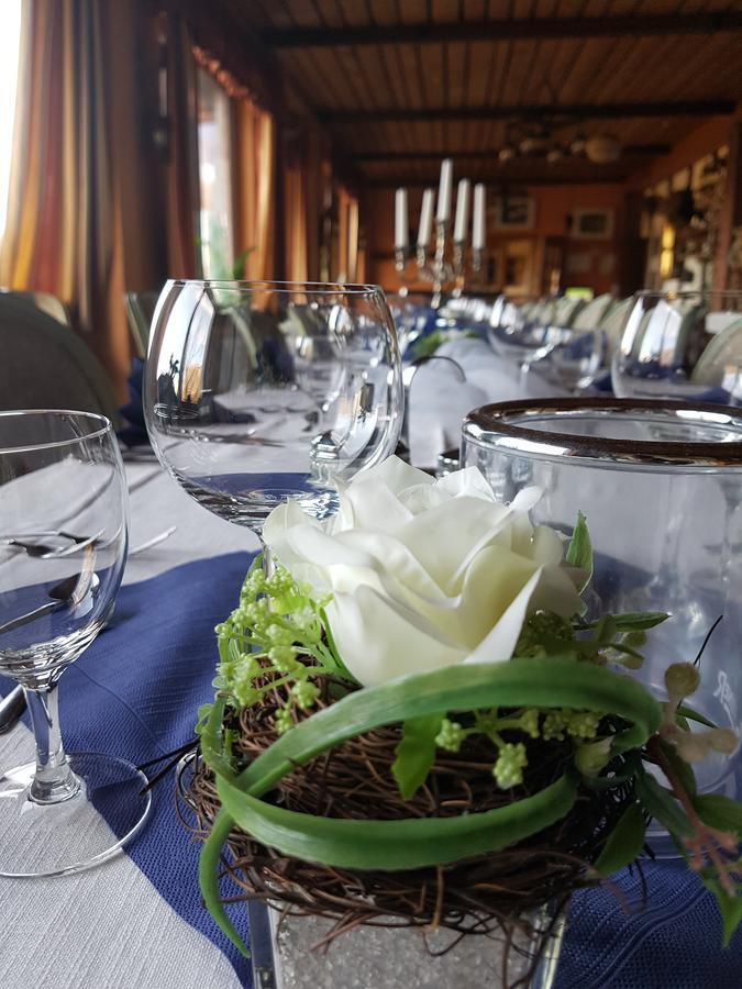 Hotel Zur Engelsburg Hausen-Wied Esterno foto