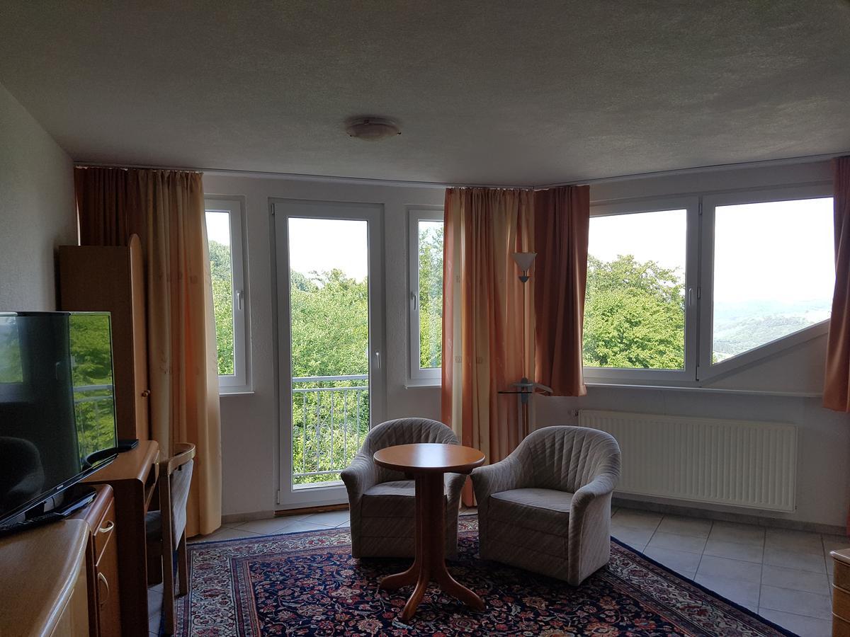 Hotel Zur Engelsburg Hausen-Wied Esterno foto